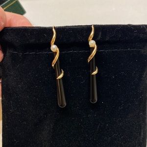 14k Solid Gold Onyx Pearl Earrings